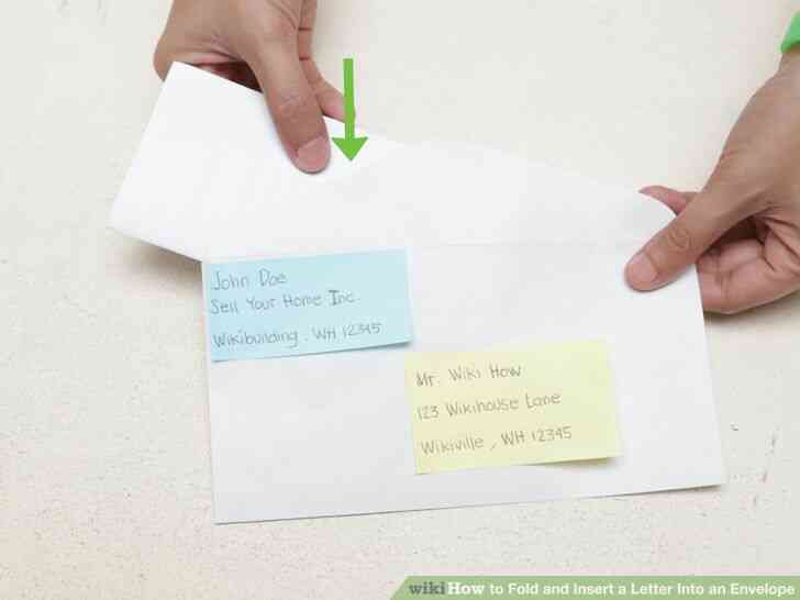 Image intitulée Plier et Insérer une Lettre Dans une Enveloppe à l